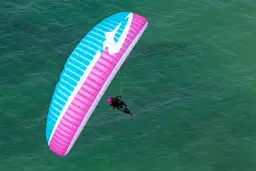 Apco Karisma II - the light paraglider for beginners view 4