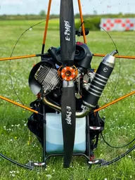 Air Italy - AIRGE Paramotor - Corsair Black Devil Ansicht 4