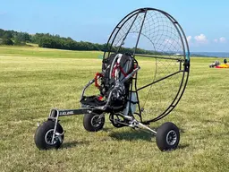 Air Italy - Black Angel - Paramotor Paramotor Roll Aid trike view 9