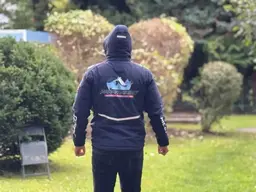 Paramaniac Shop jacket - multifunctional, detachable hood, many pockets and details view 9