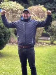 Paramaniac Shop jacket - multifunctional, detachable hood, many pockets and details view 11