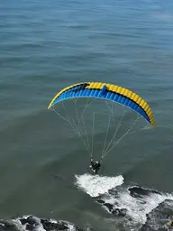 APCO F7 training and beginner paramotor wing view 7